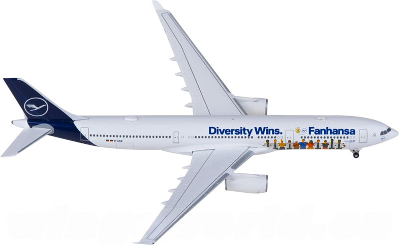 Herpa Lufthansa for Airbus A330-300 D-AIKQ 1:500 Airplane Pre-built Airliner Model Display