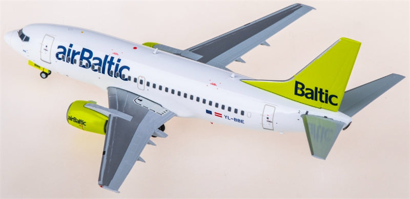 JC Wings AirBaltic for Boeing 737-500 YL-BBE 1:200 Aircraft Pre-built  Airliner Model Display