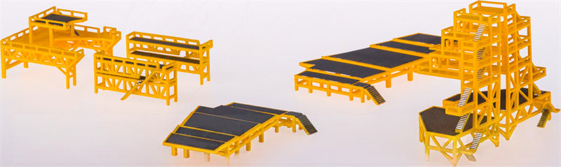 Fantasy Wings Dual Engine Maintenance Docking System 1:400 Airplane Pre-built  Airliner Model Display