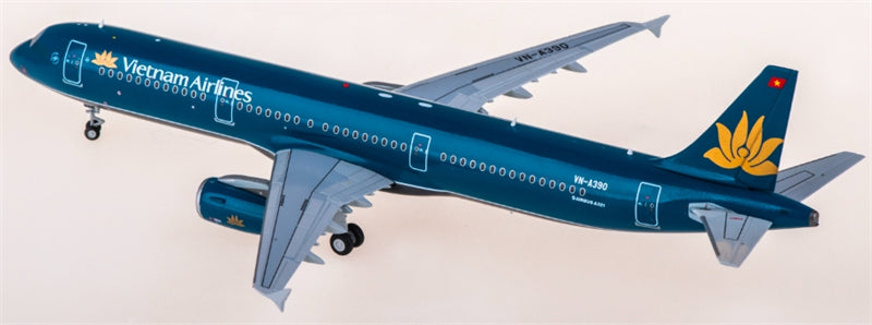 JC Wings Vietnam Airlines for Airbus A321 VN-A390 1:200 Aircraft Pre-built  Airliner Model Display