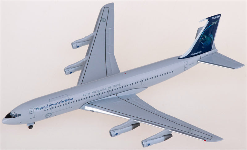 AeroClassics RAAF for Boeing 707-300 A20-624 1:400 Aircraft Pre-built Model