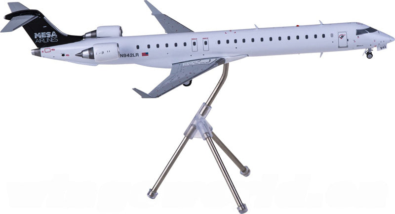 Geminijets Mesa Airlines for Bombardier CRJ900ER N942LR 1:200 Aircraft Pre-built  Airliner Model Display