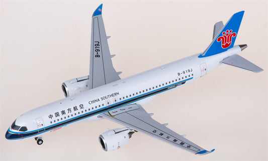 FLOZ China Southern for Comac C919 B-919J 1:400 Airplane Pre-built Airliner Model Display