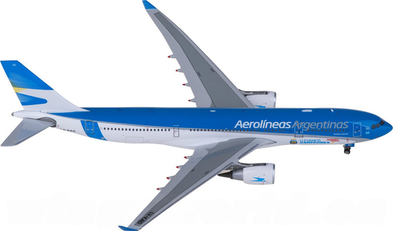 Phoenix Aerolineas Argentinas for Airbus A330-200 LV-KAO 1:400 Airplane Pre-built  Airliner Model Display