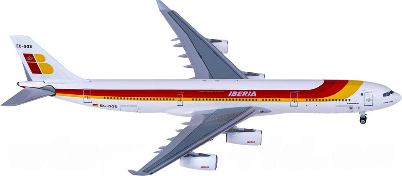 AeroClassics Iberia for Airbus A340-300 EC-GGS 1:400 Airplane Pre-built  Airliner Model Display