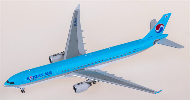 Phoenix Korean Air for Airbus A330-300 HL7550 1:400 Airplane Pre-built Airliner Model Display