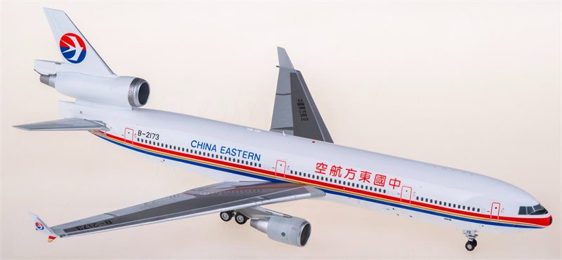 SQ Wings China Eastern Airlines for McDonnell Douglas MD-11 B-2173 1:200 Airplane Pre-built  Airliner Model Display
