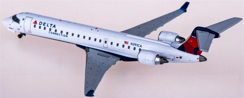 Geminijets Delta Air Lines for Bombardier CRJ700 N391CA 1:400 Airplane Pre-built  Airliner Model Display