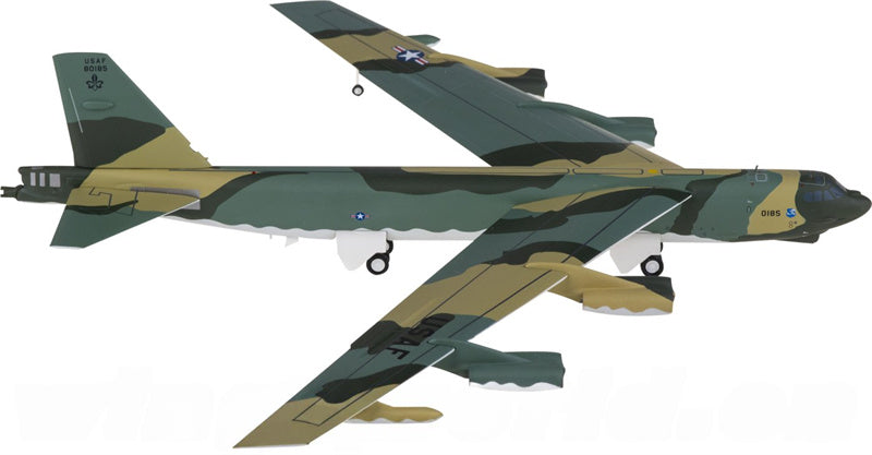 Herpa USAF for Boeing B-52G 58-0185 1:200 Airplane Pre-built  Airliner Model Display