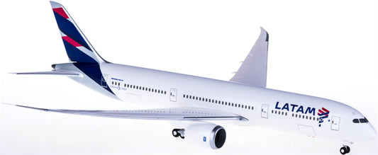 Hogan LATAM for Boeing 787-9 1:200 Aircraft Pre-built  Airliner Model Display