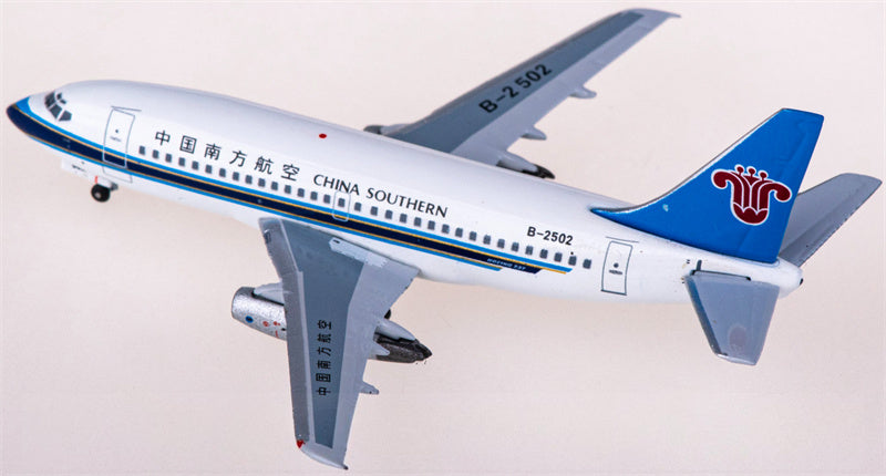 Yu ModeL China Southern for Boeing 737-200 B-2502 1:400 Airplane Pre-built  Airliner Model Display