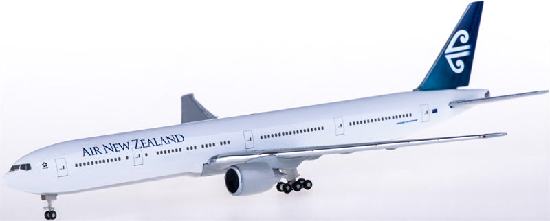 Hogan Air New Zealand for Boeing 777-300ER 1:500 Airplane Pre-built  Airliner Model Display