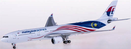Phoenix Malaysia Airlines for Airbus A330-300 9M-MTJ 1:400 Airplane Pre-built  Airliner Model Display