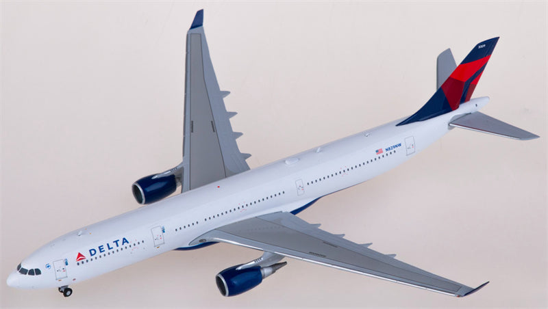 Geminijets Delta Air Lines for Airbus A330-300 N829NW 1:400 Airplane Pre-built Airliner Model Display