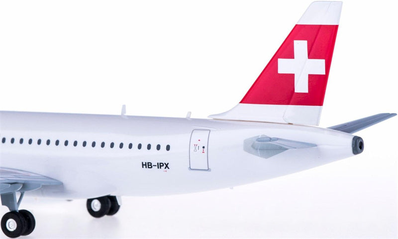 Herpa Swiss for Airbus A319 HB-IPX 1:200 Aircraft Pre-built  Airliner Model Display