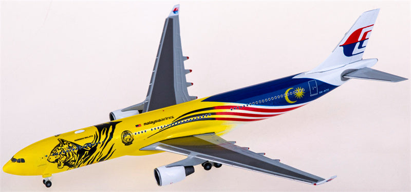 Herpa Malaysia Airlines for Airbus A330-300 9M-MTG 1:500 Airplane Pre-built  Airliner Model Display