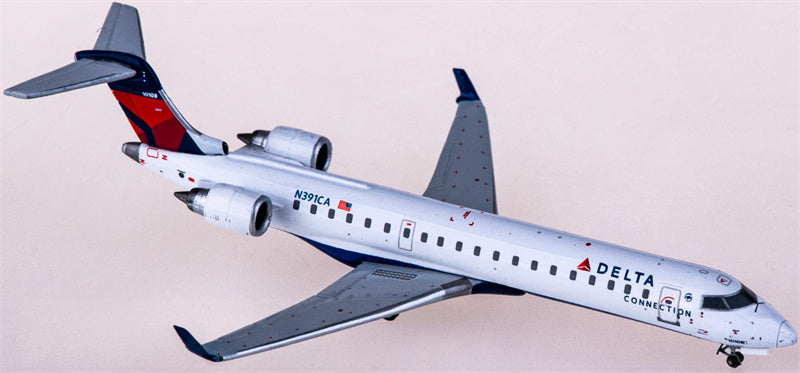 Geminijets Delta Air Lines for Bombardier CRJ700 N391CA 1:400 Airplane Pre-built  Airliner Model Display