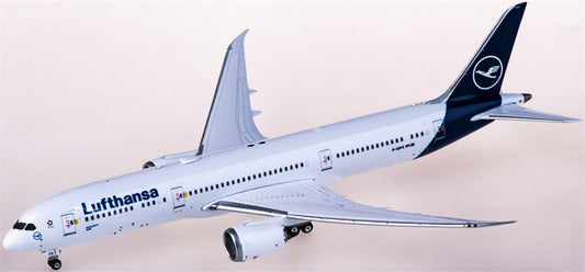 Phoenix Lufthansa for Boeing 787-9 D-ABPA 1:400 Airplane Pre-built  Airliner Model Display