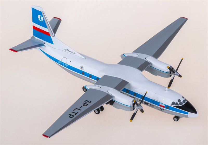 Herpa LOT for Antonov AN-24B SP-LTP 1:200 Airplane Pre-built  Airliner Model Display