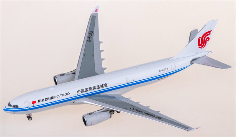 Phoenix Air China for Airbus A330-200 B-6092 1:400 Airplane Pre-built  Airliner Model Display