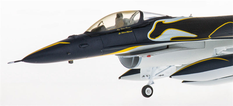 JC Wings F-16A Italian Air Force 23 Gruppo for Lockheed 90th Anniversary 2008 1:72 Airplane Pre-built  Airliner Model Display