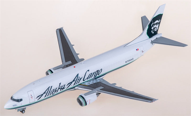 JC Wings Alaska Airlines for Boeing 737-400SF N709AS 1:200 Airplane Pre-built  Airliner Model Display