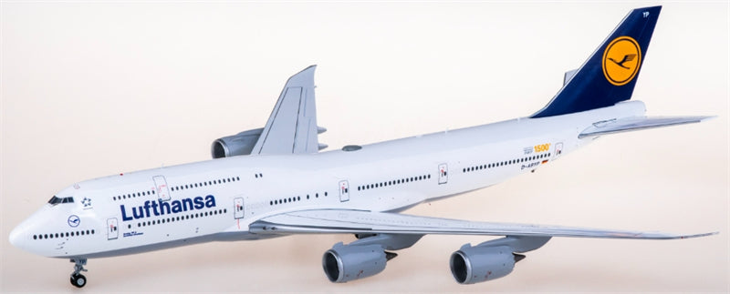 JC Wings Lufthansa for Boeing 747-8 D-ABYP 1500th 1:200 Aircraft Pre-built  Airliner Model Display