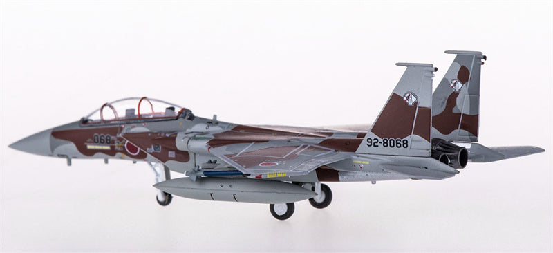 Hogan JASDF for McDonnell Douglas F-15 92-8068 1:200 Airplane Pre-built  Airliner Model Display