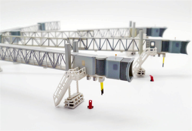 JC Wings Airport Passenger Bridge A380 Transparent 1:200 ACCESSORIES Pre-built  Airliner Model Display