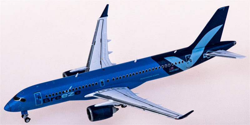 Geminijets Breeze Airways for Airbus A220-300 N203BZ 1:400 Airplane Pre-built  Airliner Model Display