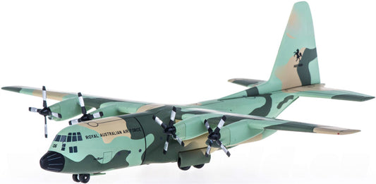 Hogan RAAF for Lockheed C130H A97-006 1:200 Aircraft Pre-built  Airliner Model Display