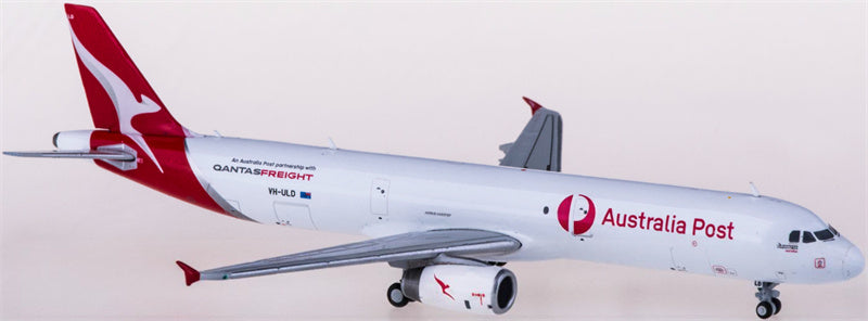 Geminijets Qantas Freight for Airbus A321P2F VH-ULD 1:400 Airplane Pre-built  Airliner Model Display