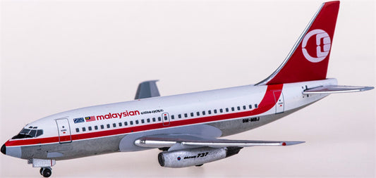AeroClassics Malaysia Airlines for Boeing 737-200 9M-MBJ 1:400 Aircraft Pre-built  Airliner Model Display