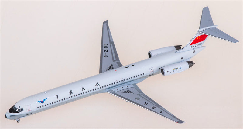 NG Models CAAC for McDonnell Douglas MD-82 B-2109 1:400 Airplane Pre-built  Airliner Model Display