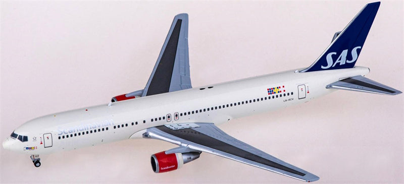 JC Wings SAS for Boeing 767-300ER LN-RCH 1:400 Airplane Pre-built Airliner Model Display