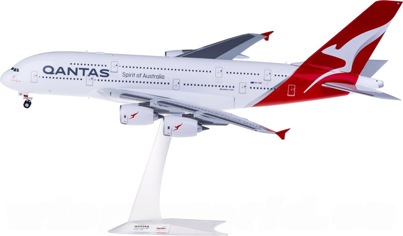 Herpa Qantas for Airbus A380 VH-OQF 1:200 Airplane Pre-built  Airliner Model Display