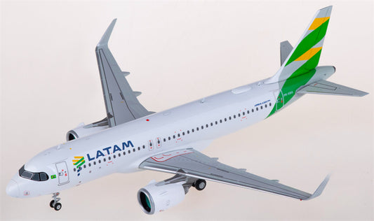 JC Wings LATAM for Airbus A320neo PR-XBG 1:200 Airplane Pre-built Airliner Model Display