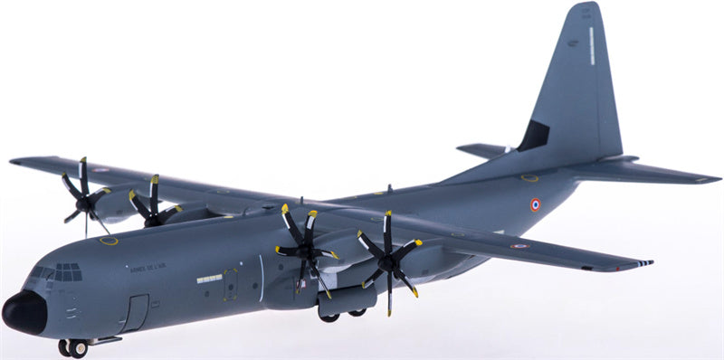 Herpa French Air Force for Lockheed for Martin C-130J-30 Super for Hercules 61-PO 1:200 Airplane Pre-built  Airliner Model Display