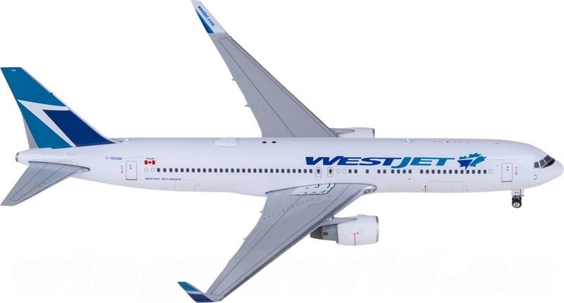 Phoenix WestJet for Boeing 767-300ER C-GOGN 1:400 Airplane Pre-built  Airliner Model Display