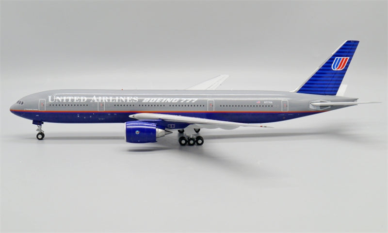 JC Wings United Airlines for Boeing 777-200 N777UA 1:200 Aircraft Pre-built  Airliner Model Display