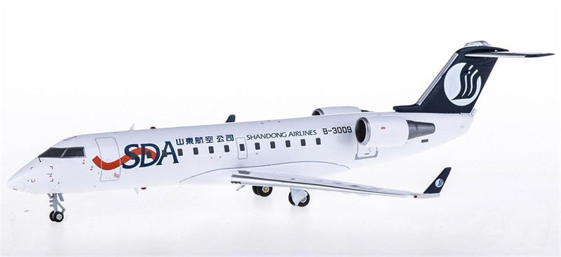 JC Wings Shandong Airlines for Bombardier CRJ-200 B-3009 1:200 Airplane Pre-built  Airliner Model Display
