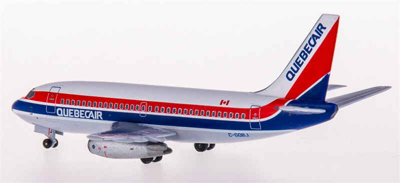 AeroClassics Quebecair for Boeing 737-200 C-GQBJ 1:400 Aircraft Pre-built  Airliner Model Display