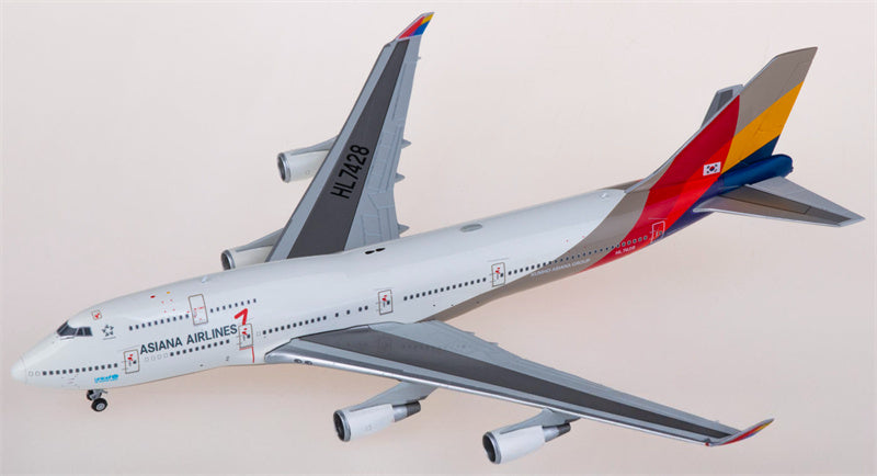 JC Wings Asiana for Boeing 747-400 HL7428 1:400 Airplane Pre-built  Airliner Model Display