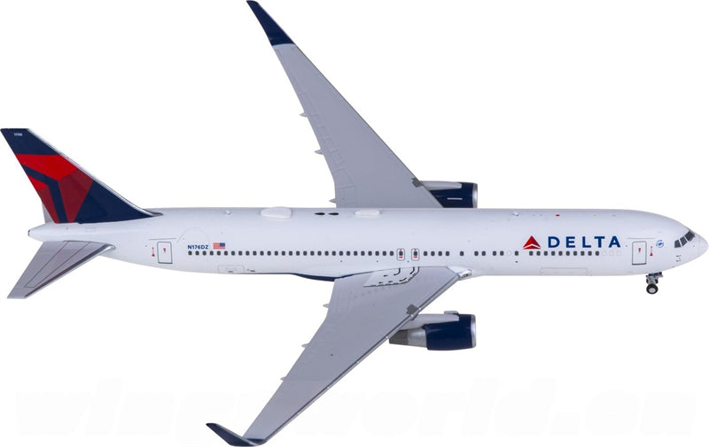 Panda Model Delta Airlines for Boeing 767-300ER N176DZ 1:400 Airplane Pre-built  Airliner Model Display