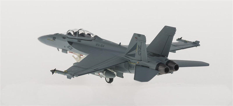 Hogan McDonnell Douglas F/A-18F VFA-154 NG112 1:200 Airplane Pre-built  Airliner Model Display