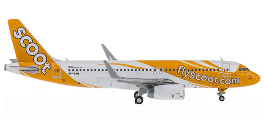 JC Wings Scoot for Airbus A320 9V-TRN 1:400 Airplane Pre-built  Airliner Model Display