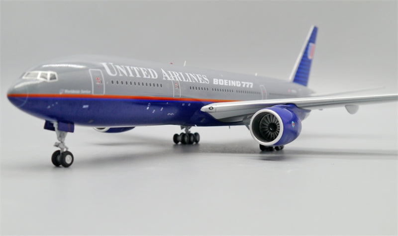 JC Wings United Airlines for Boeing 777-200 N777UA 1:200 Aircraft Pre-built  Airliner Model Display