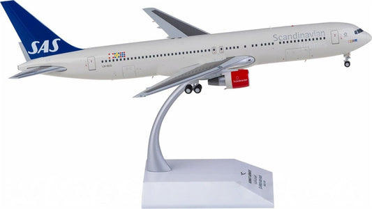 JC Wings SAS for Boeing 767-300ER LN-RCG 1:200 Airplane Pre-built Airliner Model Display