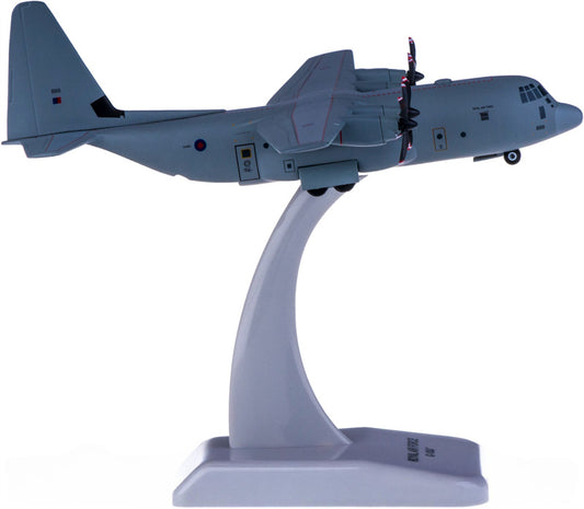 Hogan RAF for Lockheed for Super Hercules C-130J 888 1:200  Aircraft Pre-built  Airliner Model Display