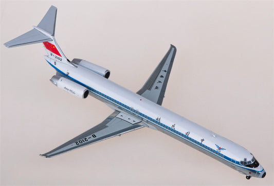 JC Wings CAAC for McDonnell Douglas MD-82 B-2102 1:400 Airplane Pre-built  Airliner Model Display